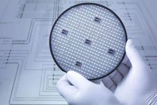 晶圓代工廠成熟工藝廠商明年Q1報(bào)價(jià)大幅下調(diào), 芯片制造設(shè)備或?qū)⑦M(jìn)入價(jià)格戰(zhàn)時(shí)代。