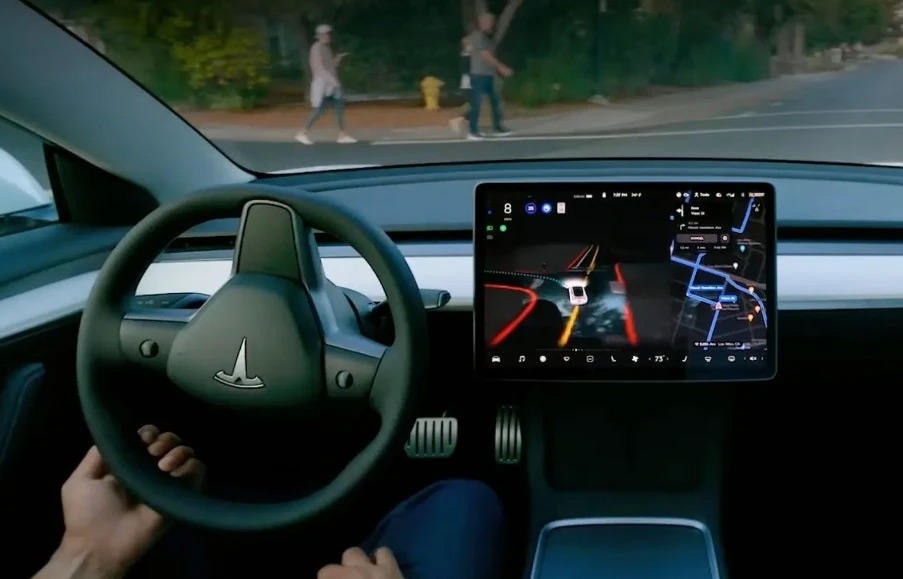 特斯拉司機(jī)過(guò)分依賴 Autopilot 釀成慘劇，被控過(guò)失殺人