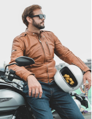 低功耗藍(lán)牙賦能的太陽(yáng)鏡為摩托車手提供免分心導(dǎo)航體驗(yàn) 低功耗藍(lán)牙賦能的太陽(yáng)鏡為摩托車手提供免分心導(dǎo)航體驗(yàn)